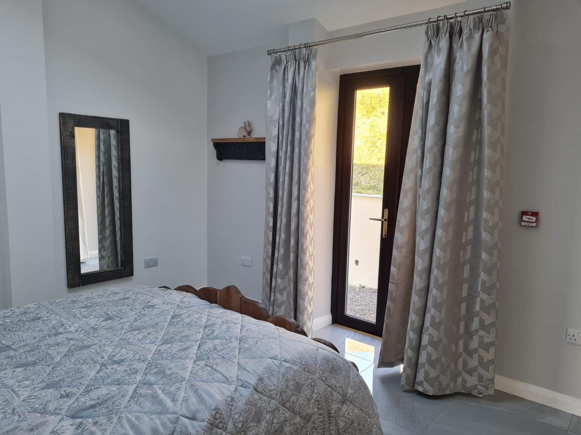 Apartament The Old Mountain Stables Caerllwyn Ganol Farm Newport  Zewnętrze zdjęcie